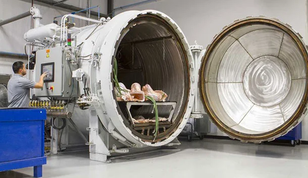 اتوکلاو تولید قطعات کامپوزیتی با فیبر کربن