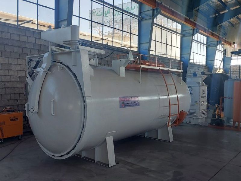 خط تولید شیشه‌های ایمنی با دستگاه اتوکلاو