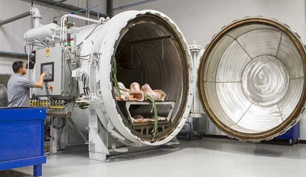 اتوکلاو سیستم تولید قطعات کامپوزیتی تقویت‌شده با فیبر کربن