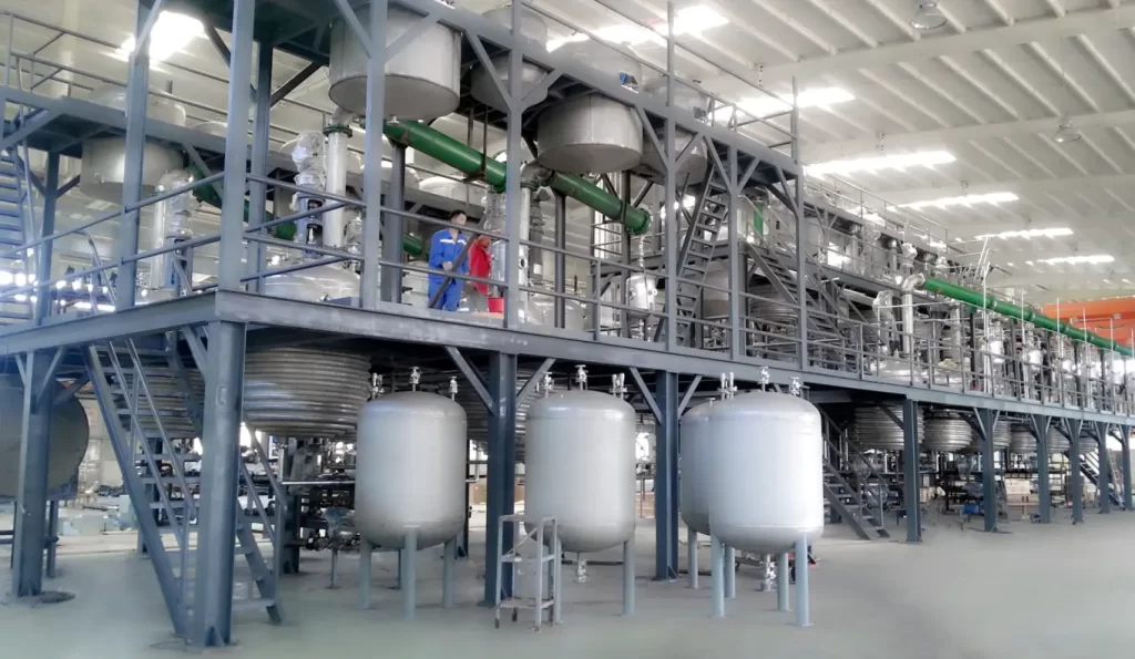 خط تولید رزین اپوکسی شامل راکتور، میکسر و تجهیزات فرآیند پلیمریزاسیون