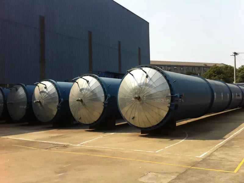 اتوکلاو مخصوص پخت و عمل‌آوری بلوک‌های هبلکس در صنعت ساختمان.