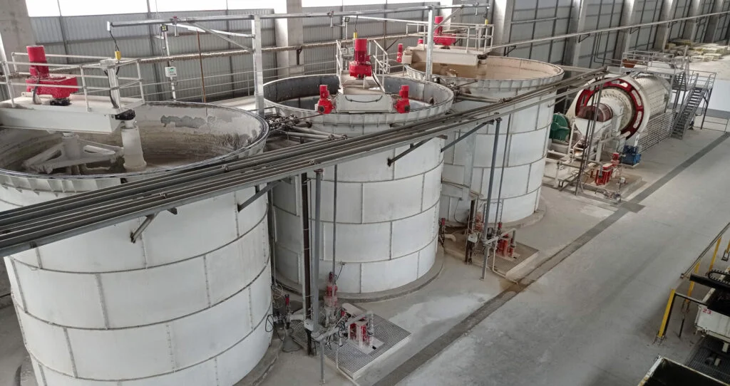 تجهیزات سیلو و میکسر مخصوص آمادهسازی دوغاب در تولید بلوک هبلکس