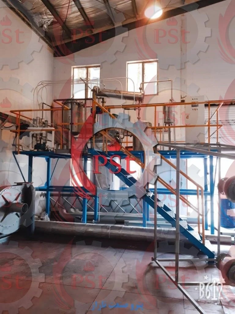 راکتور صنعتی ساخته‌شده توسط شرکت پترو صنعت تاراز که در محل کار مشتری نصب شده است