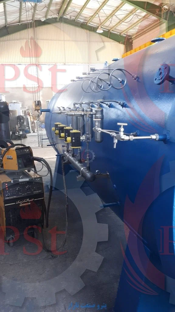 کارگاه ساخت اتوکلاو شیشه لمینت برای تولید و پخت شیشههای چندلایه ساختمانی