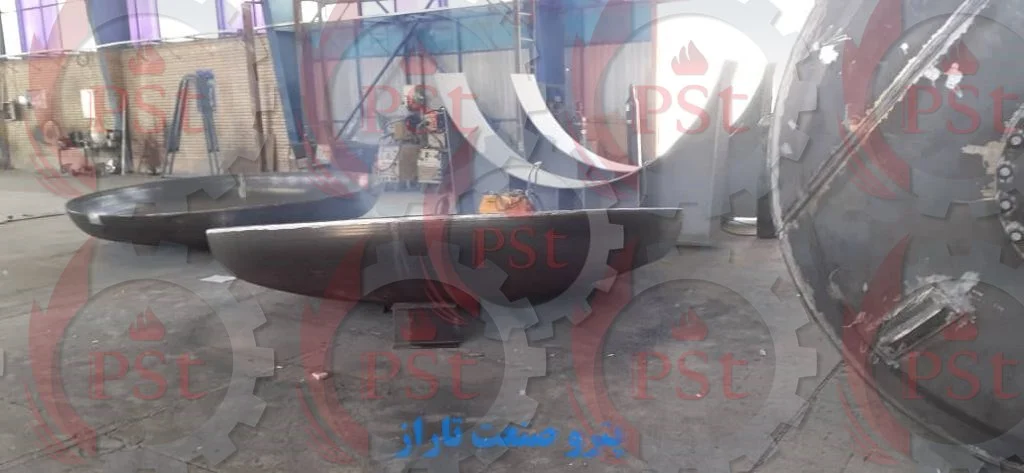 تجهیزات و ابزارآلات ساخت راکتور در کارگاه شرکت پترو صنعت تاراز