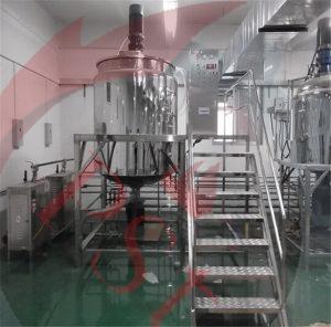 خط اختلاط و تولید شامپو با دستگاه‌های پیشرفته صنعتی